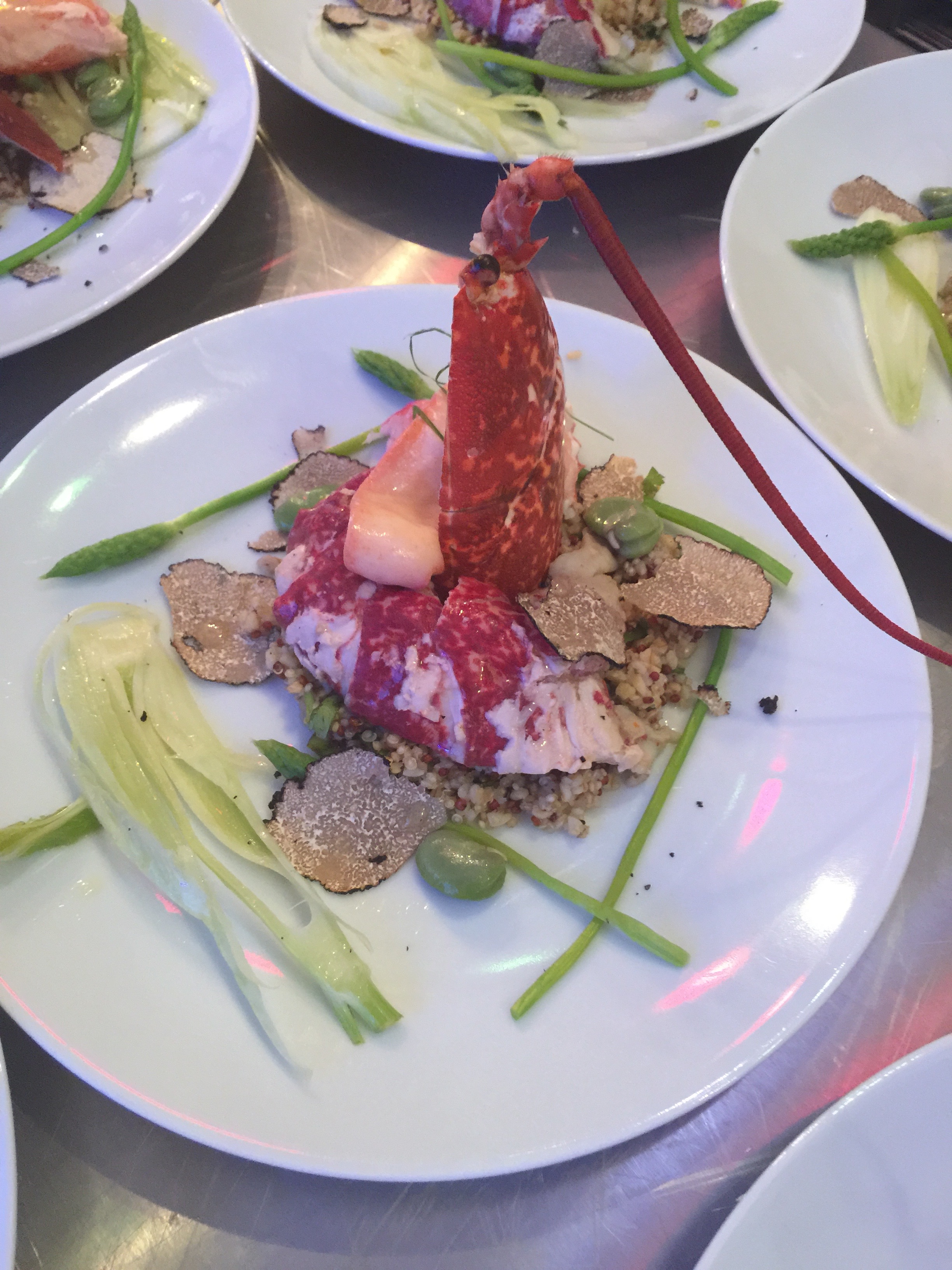Salade de homard à la truffe d'été